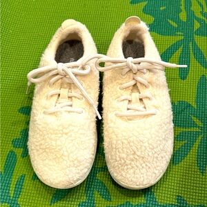 ALLBIRDS WOMENS WOOL RUNNER MIZZLE SHOES WHITE Size 6